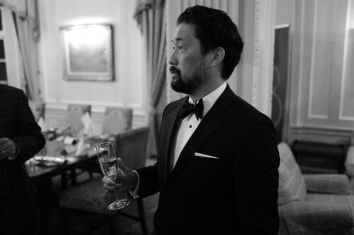 Kent Matsuoka profile in Terrace Room BW